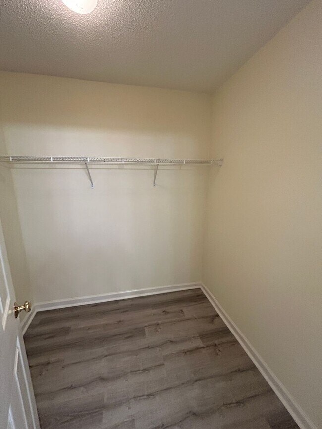 Building Photo - Updated 3-Bedroom Home with Attached Garage