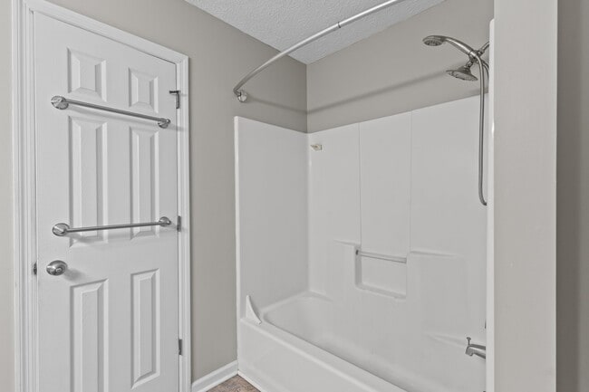 Building Photo - 300 Foxhall Rd