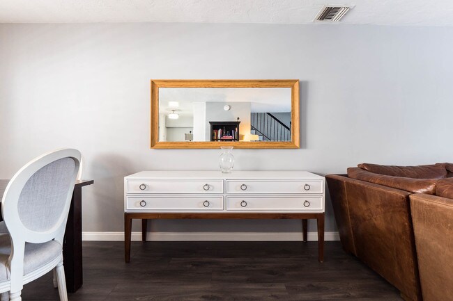 Building Photo - 12119 Rochester Ave