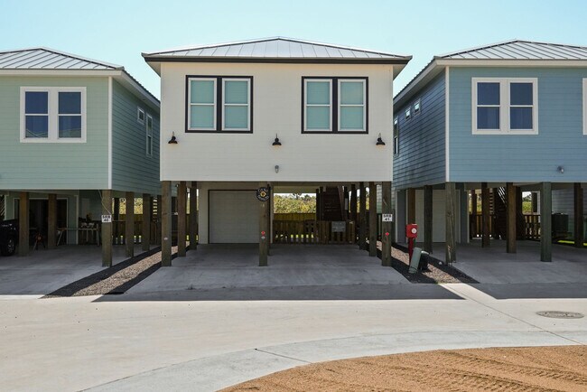 Building Photo - 5497 TX-361