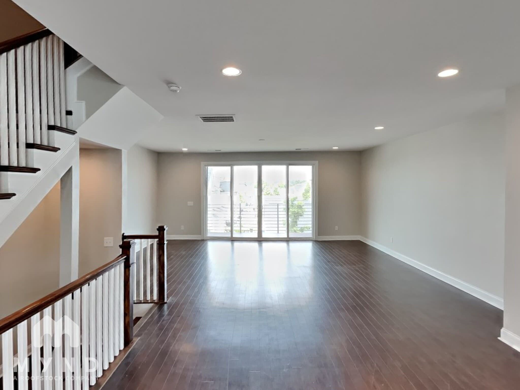 Building Photo - 2543 Statesville Ave
