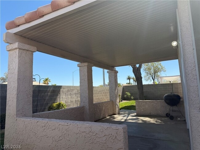 Building Photo - 814 Purple Sage Terrace