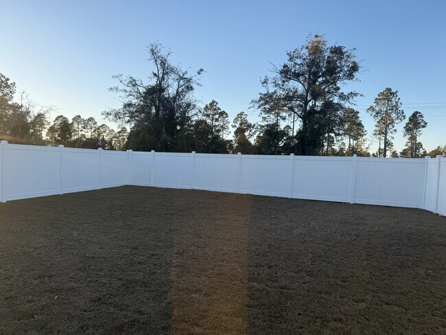 Building Photo - 210 Bottlebrush Walk