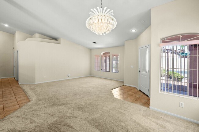 Building Photo - SW!! Single Story!! Pool!! NO HOA!!  Corne...