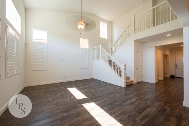 Building Photo - Fresno Westside Home, 4BR/3BA, Built 2019 ...