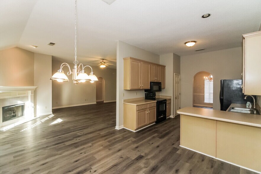 Building Photo - 4971 Rabbit Chase Ln