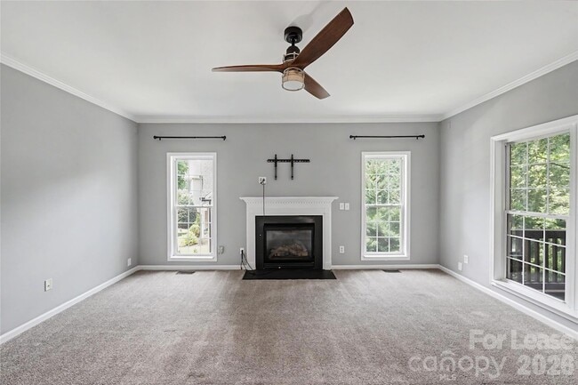 Building Photo - 16922 Laureate Rd