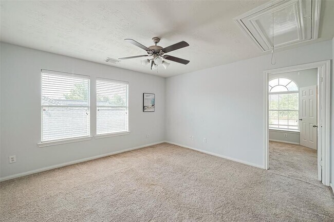 Building Photo - 24730 Blane Dr