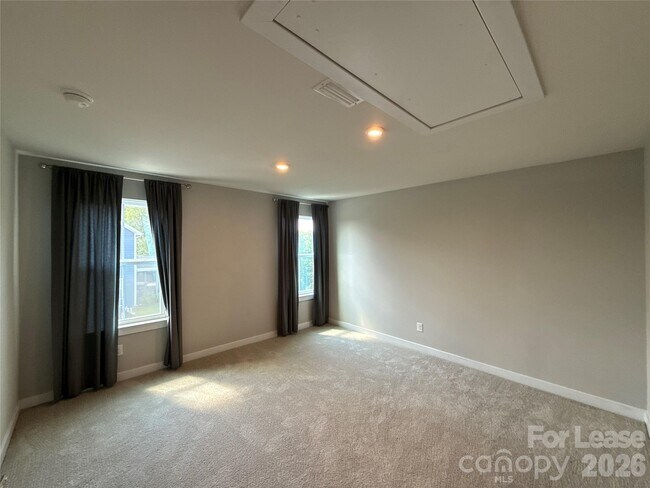 Building Photo - 14012 Sunnyhill Grove Rd