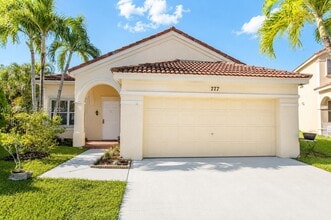 Building Photo - 777 Tanglewood Cir