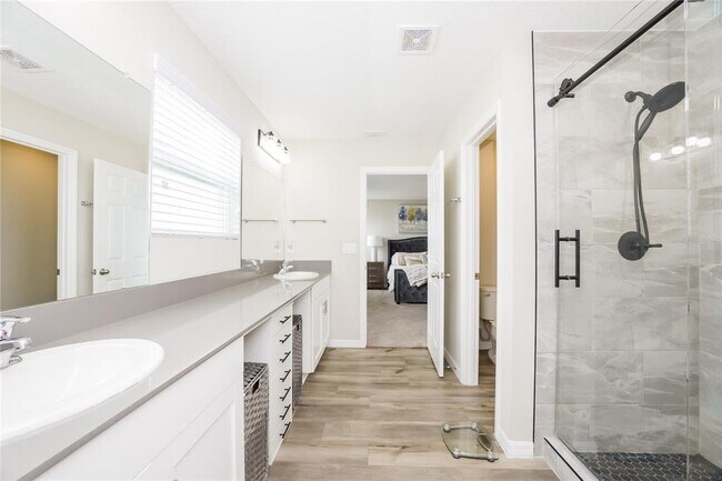 Building Photo - 12767 Mangrove Forest Dr