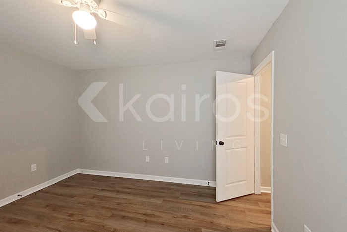 Building Photo - 132 Cottage Grove Rd