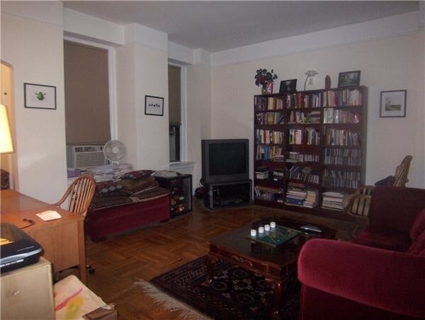 Building Photo - 276 Riverside Drive