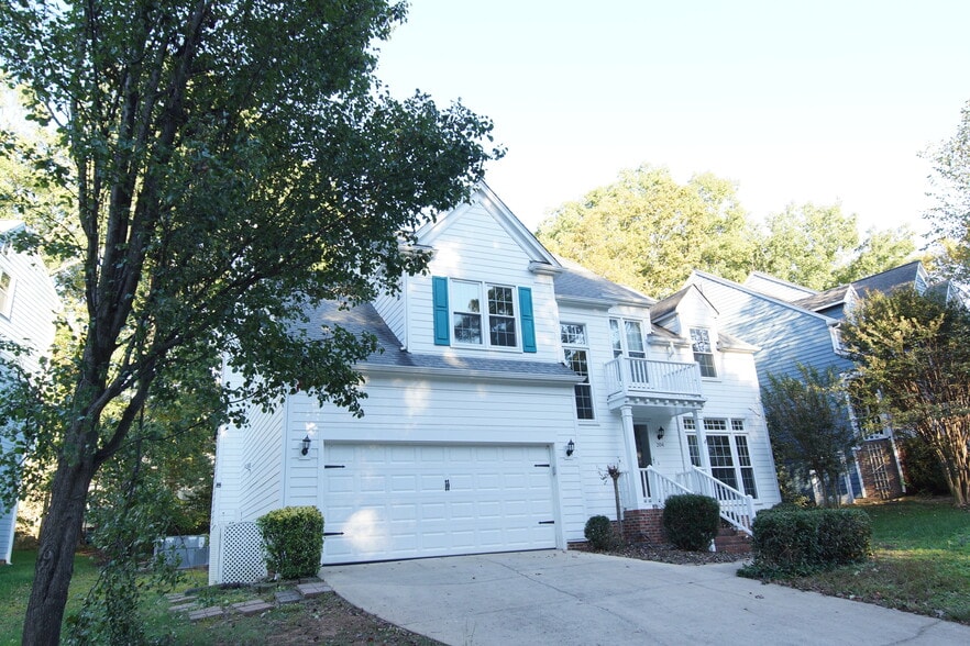 Building Photo - 204 Swiss Lake Dr