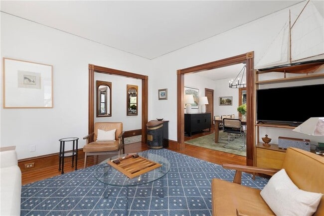 Building Photo - 14 Greenough Pl