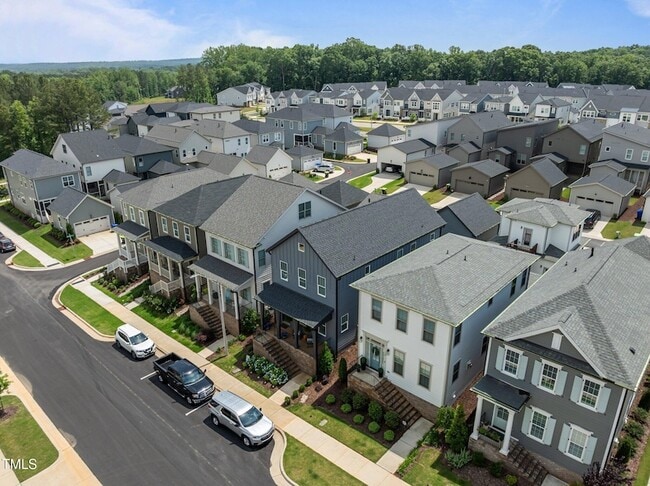 Building Photo - 117 Banning Dr