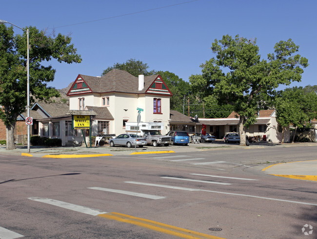 Primary Photo - Main Street Inn Apartments