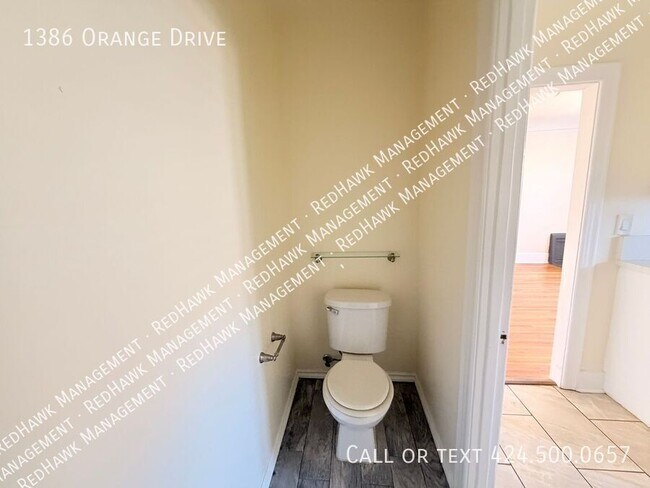 Building Photo - 1386 S Orange Dr