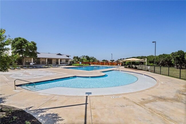 Building Photo - 4130 Kingsley Ave