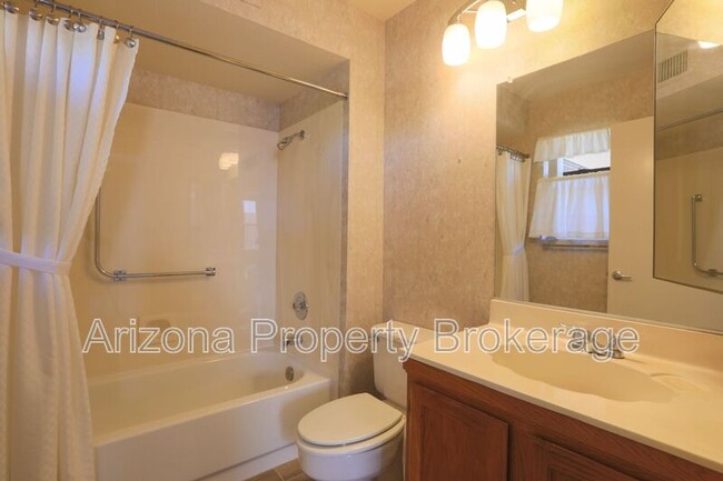 Building Photo - 14126 W Pennystone Dr