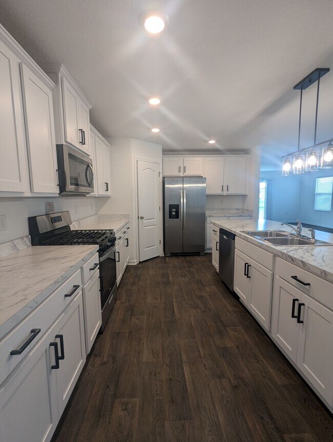 Building Photo - ENTRADA SUBDIVISION - 2024 BUILD -  4/2/3 ...