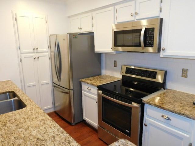 Building Photo - 4115 Pine Heights Dr NE