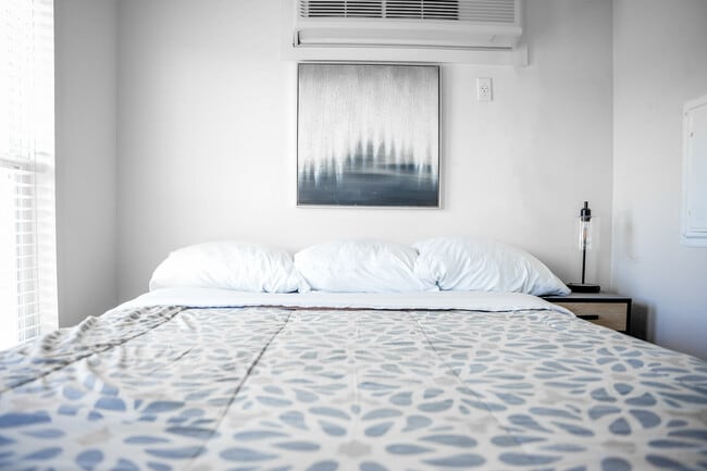 Building Photo - Tiny Home A28 Retreat