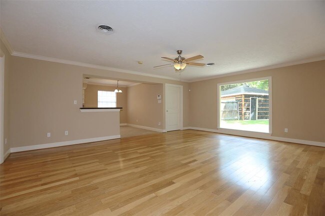 Building Photo - 5914 Arboles Dr