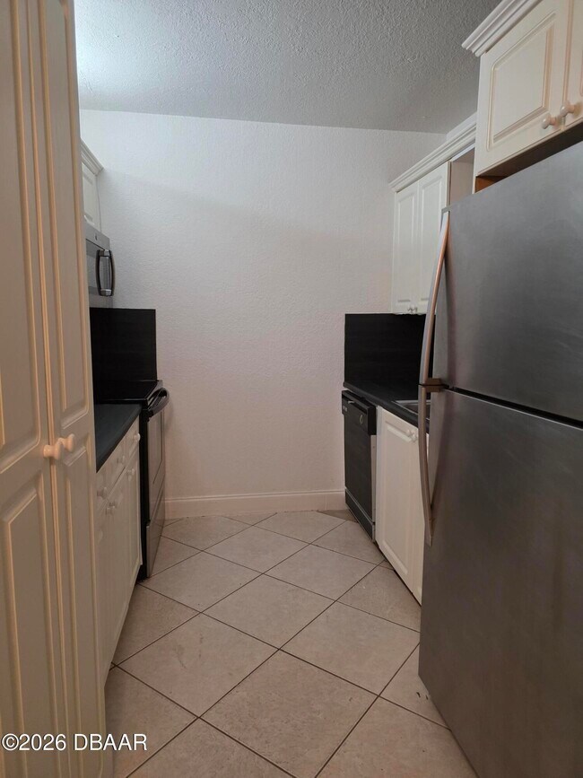 Building Photo - 11453 NW 39th Ct