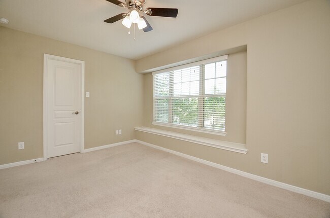 Building Photo - 6418 Burgess Heights Ln