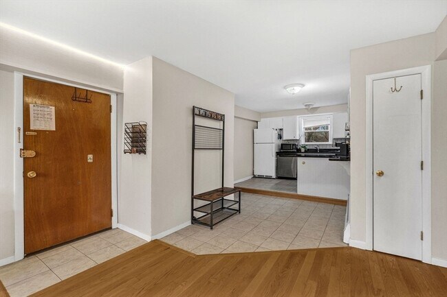 Building Photo - 177 Franklin St