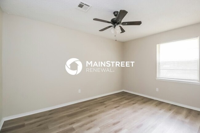 Building Photo - 3 Bedroom Pet-Friendly Home in CHOCTAW, OK...