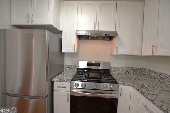 Building Photo - 2085 Sand Wedge Cir