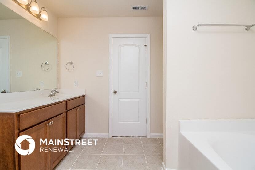 Building Photo - 3606 Stargell Dr