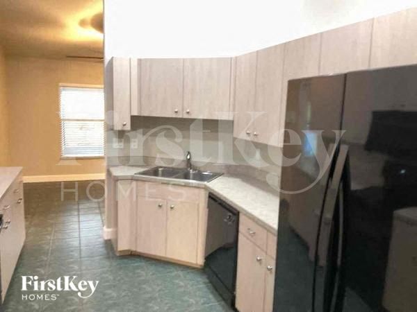 Building Photo - 2173 Alliance Ave