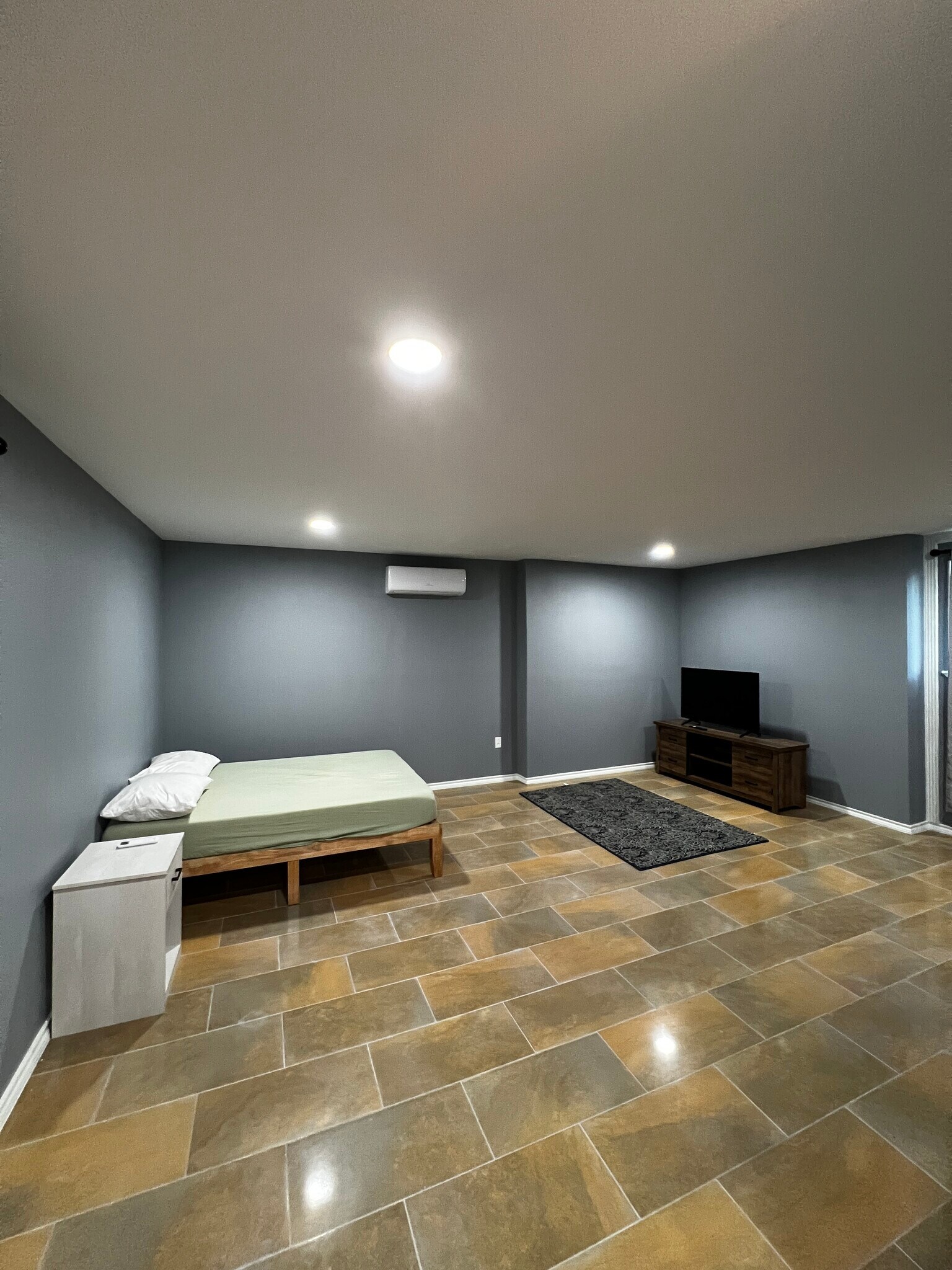 Building Photo - 311 McFadden Dr