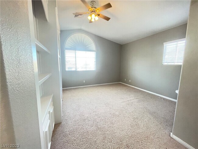 Building Photo - 1254 Autumn Wind Way