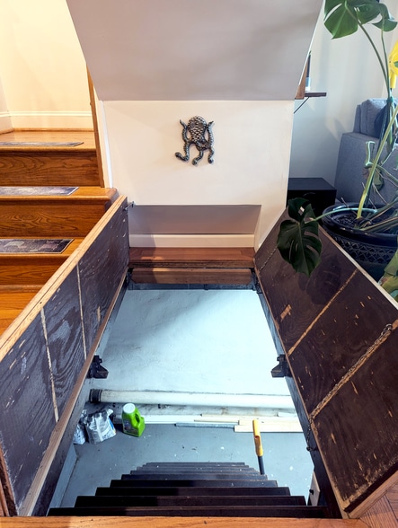 Full height clean and dry basement for even more storage - 1138 Day St