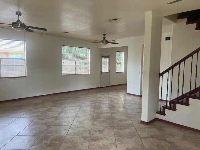 Building Photo - 20218 Bronze Bluff Dr