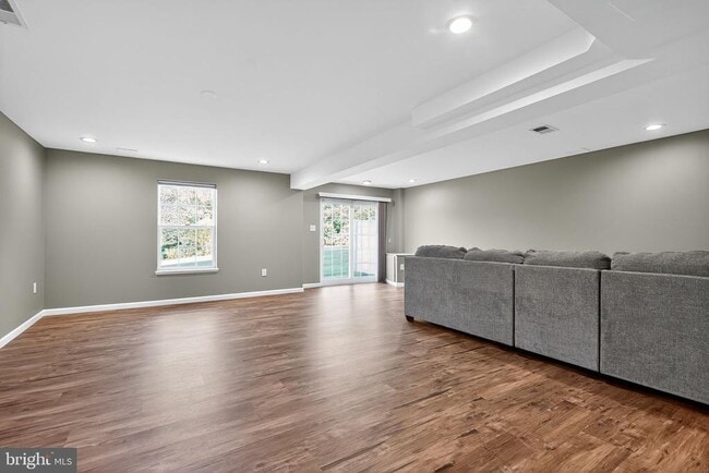 Building Photo - 96 Eagleview Terrace