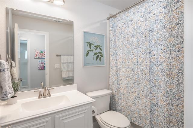 Building Photo - 204 Garden Grove Dr