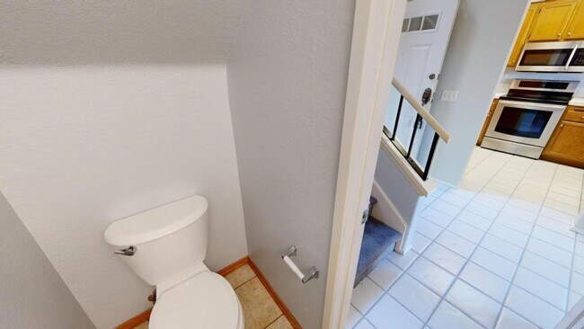 Building Photo - 7254 Shoreline Dr