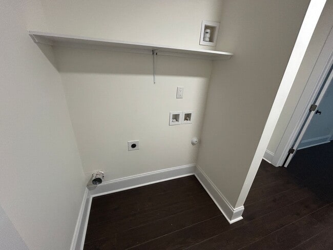 Building Photo - Available Soon! Ardmore WS, 4 Bedroom, 3 F...