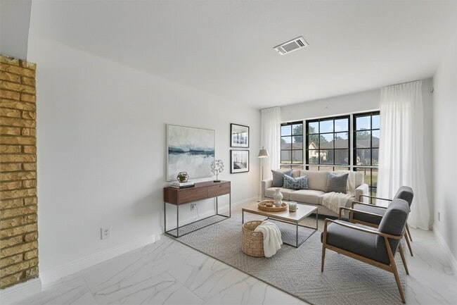 Building Photo - 9711 Bertwood St