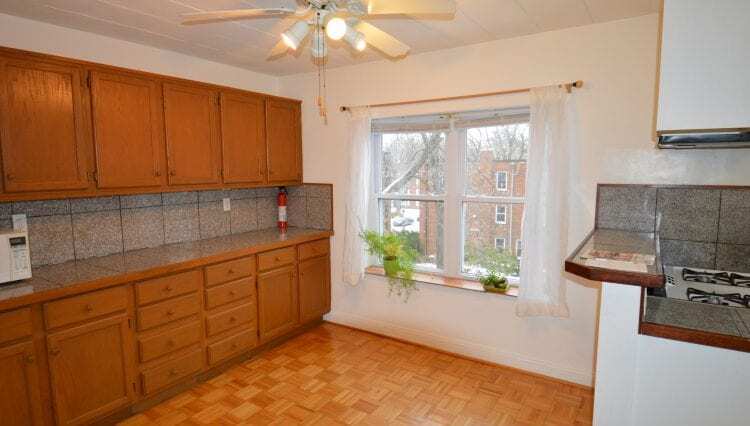 Building Photo - 31 Sherman Ter