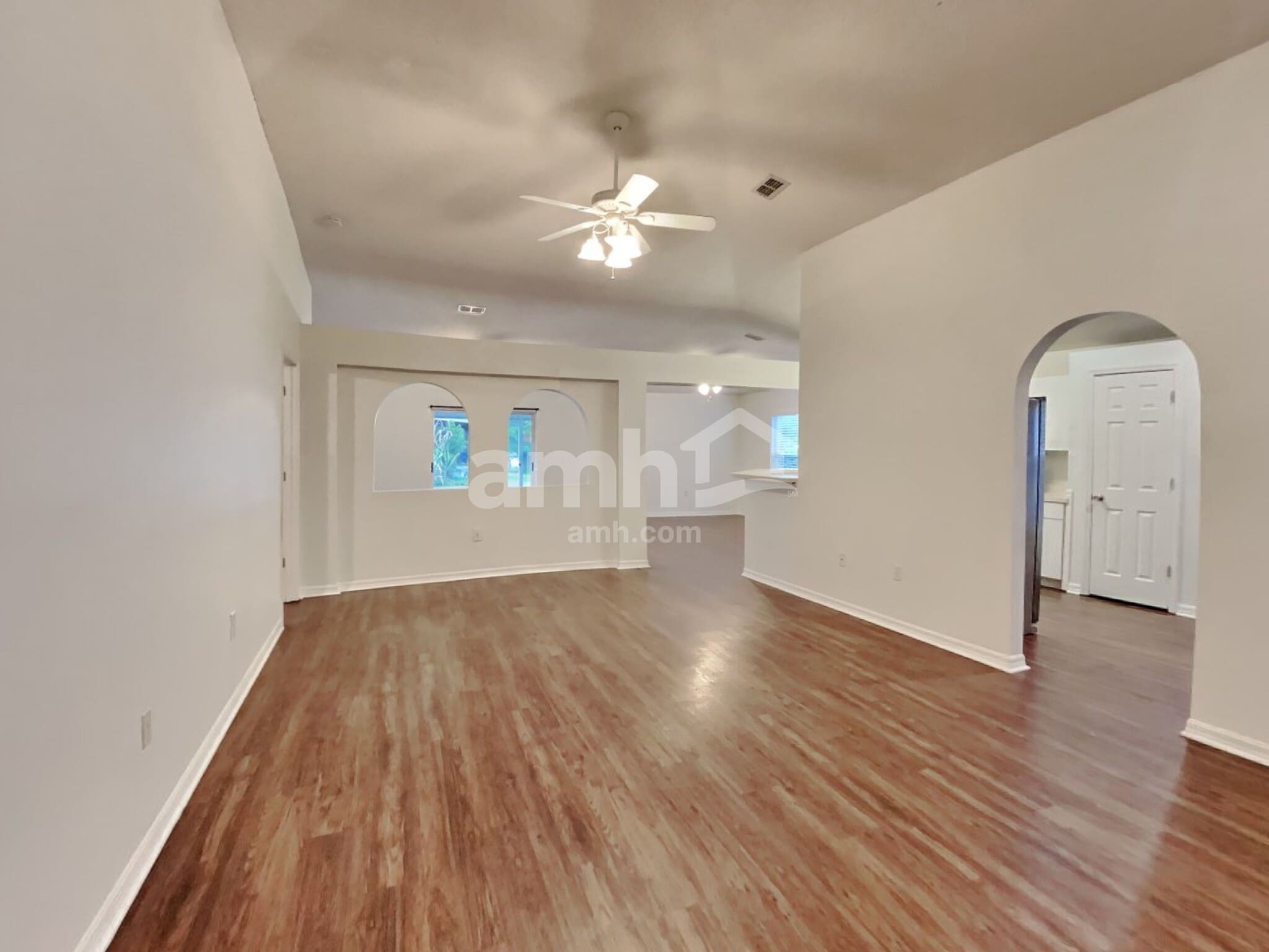 Building Photo - 337 Grand Royal Cir