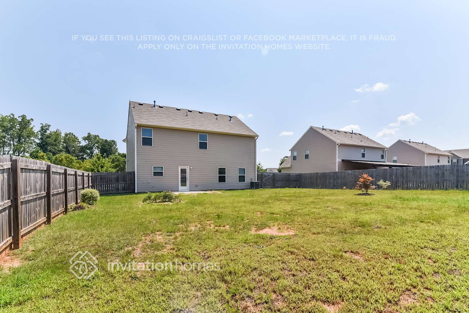 Building Photo - 3530 Mica Cir SE