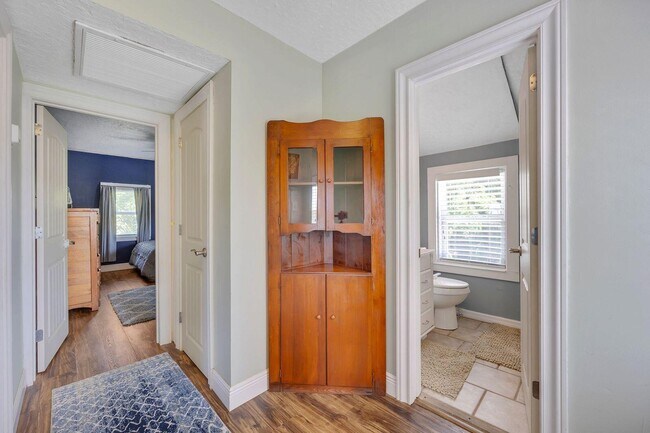 Building Photo - 1425 E Crisafulli Rd