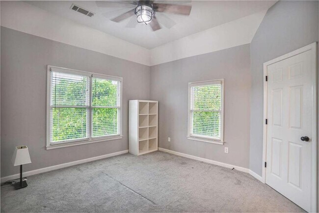 Building Photo - 415 Autry Mill Cir