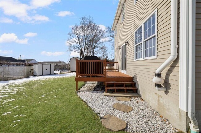 Building Photo - 227 Marshall Ave